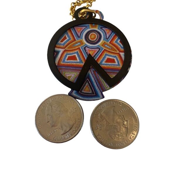 NDE Collection Abstract Multi-Colored Lightweight Pendant on Long Chain. - Picture 7 of 7
